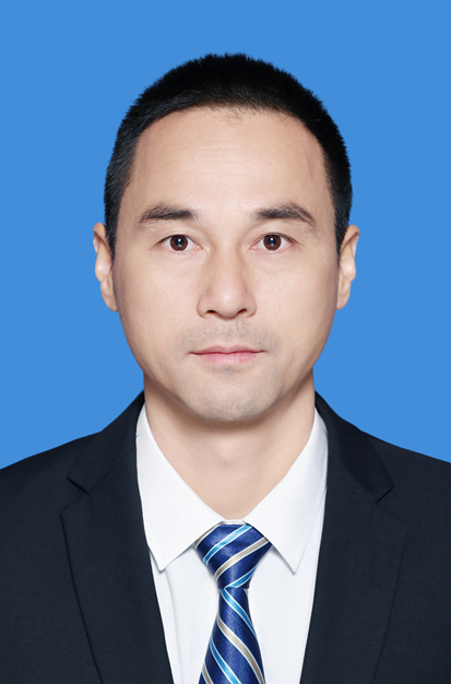 彭志文 副校長.jpg